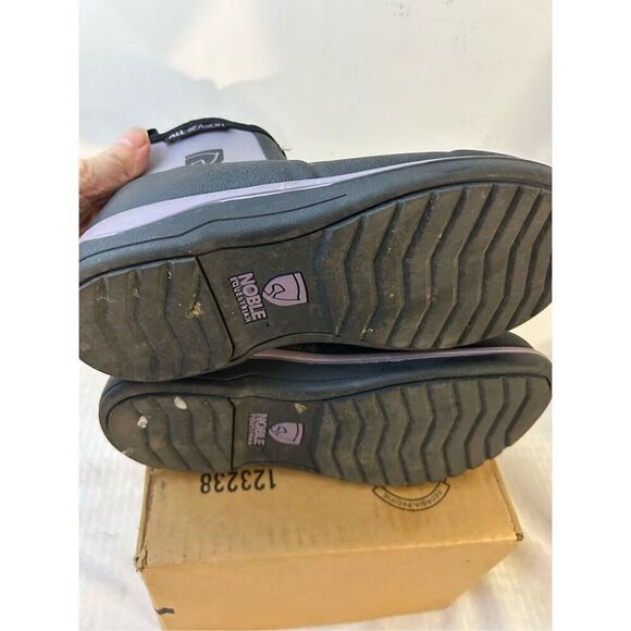 Noble Equestrian All season ankle boots gray Black Purple size 8? - Picture 6 of 10
